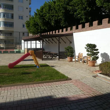 Apartment 2+1 Deniz Manzarali Havuzlu Alanya