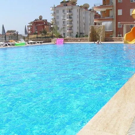 2+1 Deniz Manzarali Havuzlu Apartment *