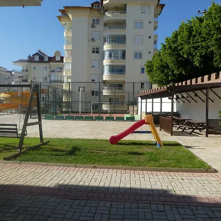 2+1 Deniz Manzarali Havuzlu Appartamento Alanya