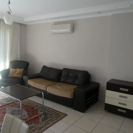 2+1 Deniz Manzarali Havuzlu Appartamento