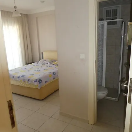 2+1 Deniz Manzarali Havuzlu Appartamento Alanya